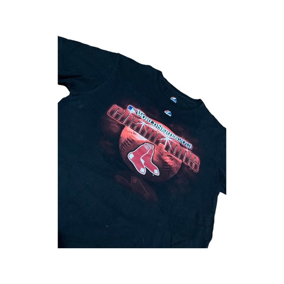 Closing Sale! - Vintage Boston Red Sox 2013 World Series Champs Tee - Majestic - Picture 5 of 6